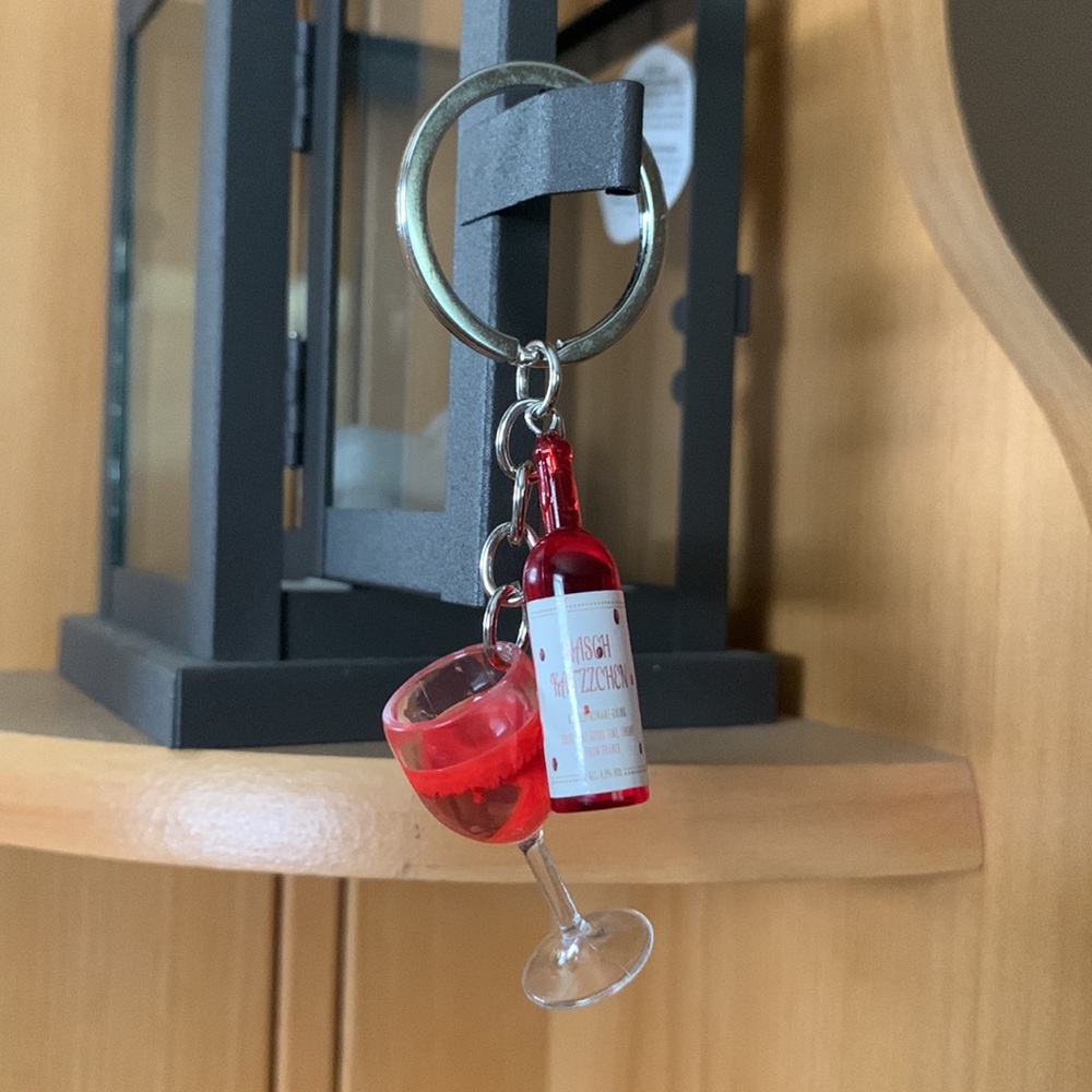 NEW!🍒 KEYRING Red Cherry Wine Glass & Wine Bottle Charms Keychain / Purse Charm - Picture 6 of 7